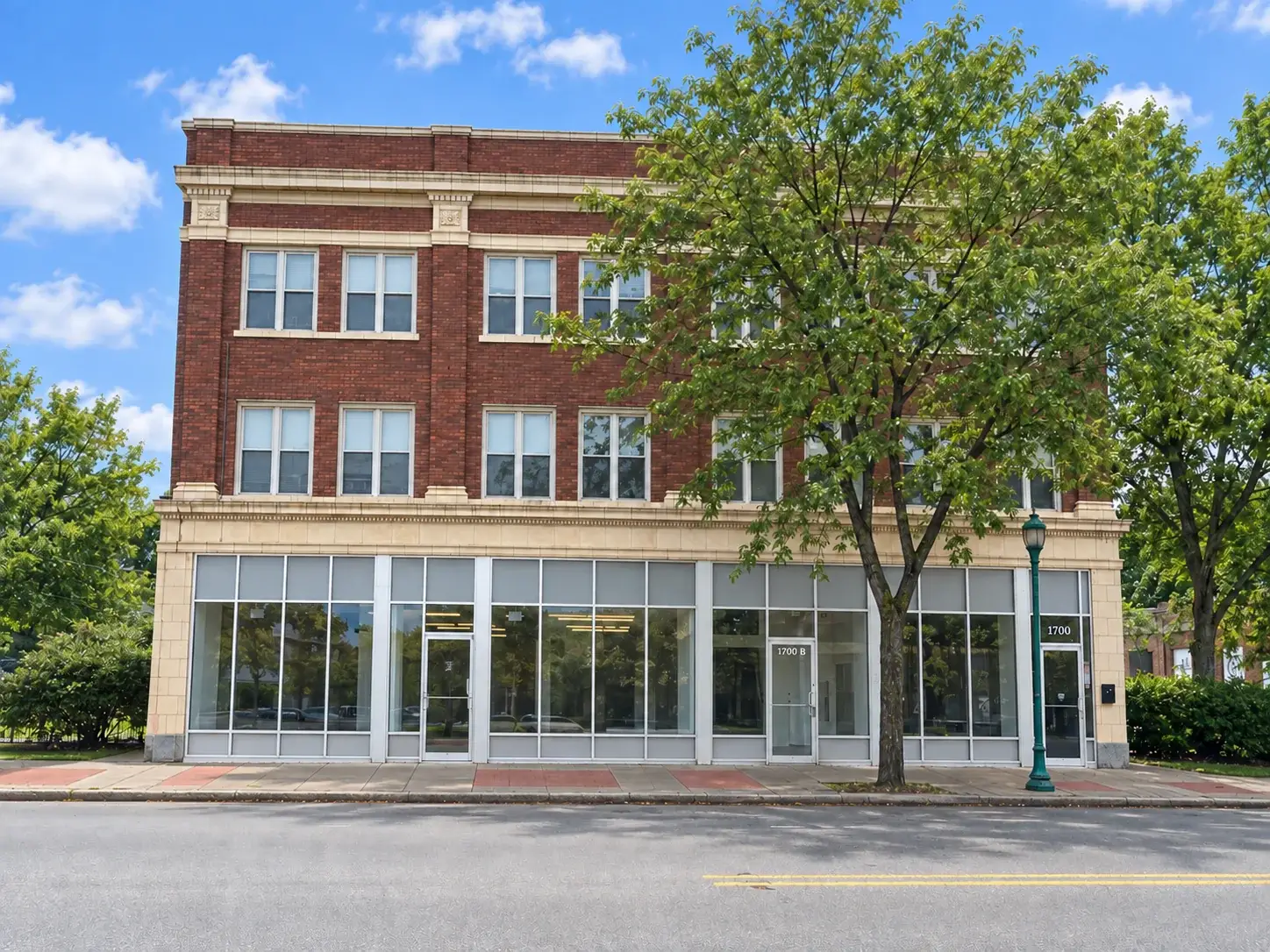 1700 Sheridan Road, North Chicago, the Castlewood Properties office building with apartments above and storefronts below